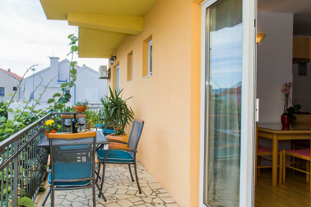 Holiday Home Mirela Orebic Exterior photo